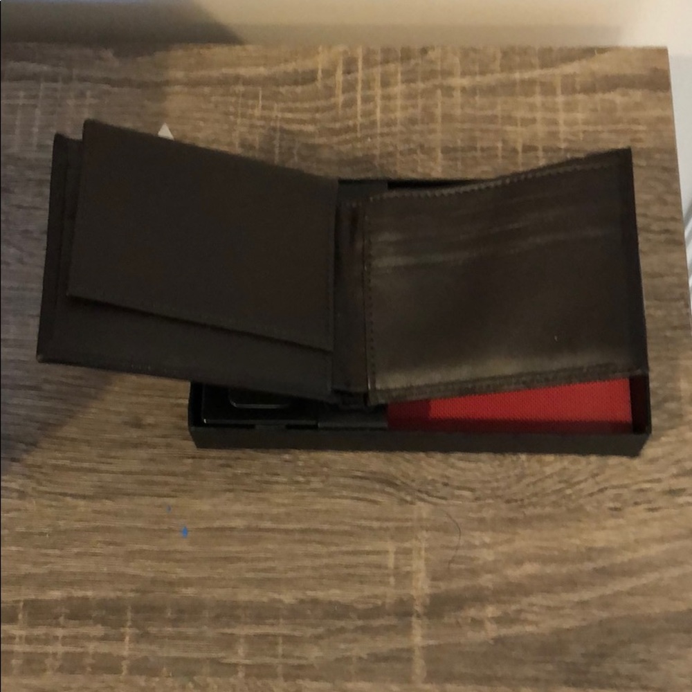 Wallet - Picture 2 of 2
